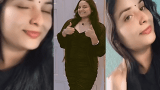 Pretty Indian Woman’s Naughty Private Strip & Ass Spreading Masturbation Show